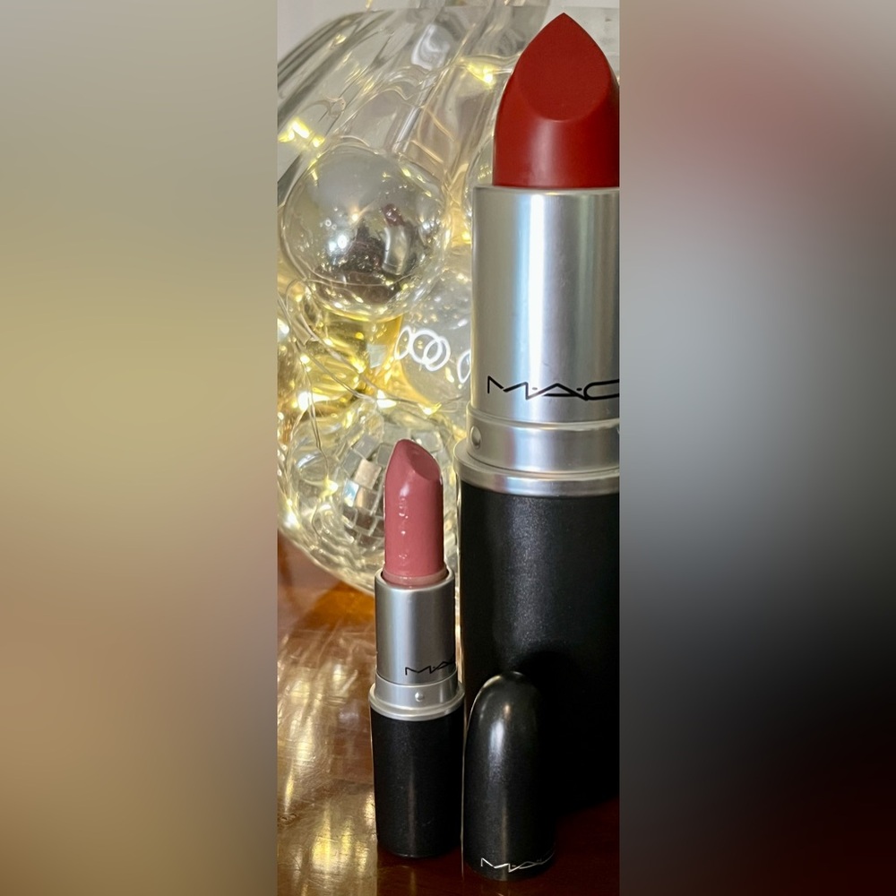 MAC lipstick SNOB satin